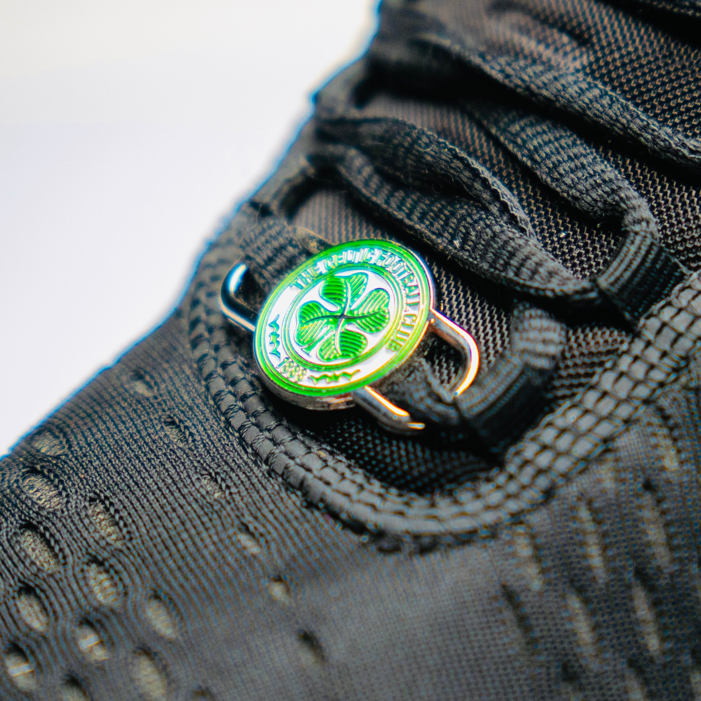 The Official Celtic F.C. Trainer Badges image 1