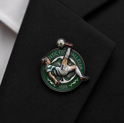 PRE - ORDER Celtic F.C. - Official Daizen Maeda Spinning Pin Badge